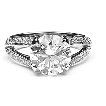 custom-diamond-engagement-ring-1