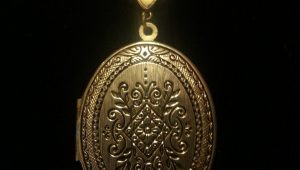 Jewelry History and Vintage-Inspired Locket Necklaces